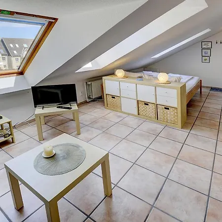 Fewo1846 Strandresidenz Wassersleben - Kleine Meerjungfrau - Komfortables Studioapartment Im Dachgeschoss Apartmán