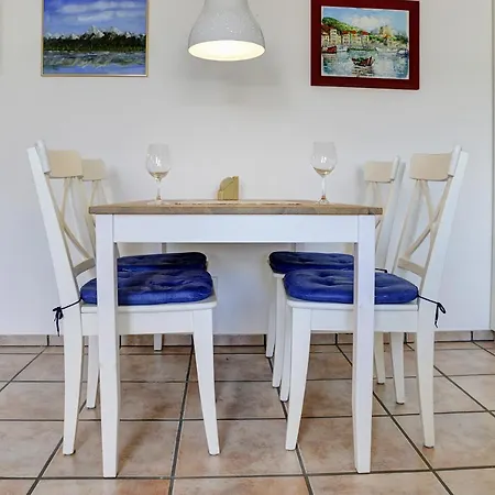 Fewo1846 Strandresidenz Wassersleben - Kleine Meerjungfrau - Komfortables Studioapartment Im Dachgeschoss Харрисле
